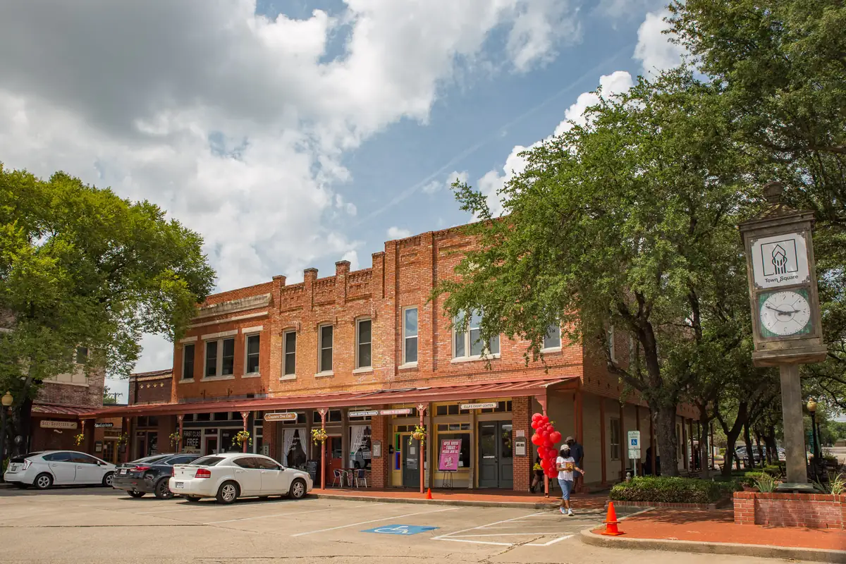Buildings along a street in downtown Lancaster, Texas